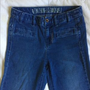 HIGH WAISTED DENIM JEANS